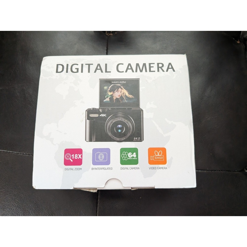 4K Digital Camera 64MP Vlogging Camera 18X Zoom 3.0" Flip Screen 32GB SD Black